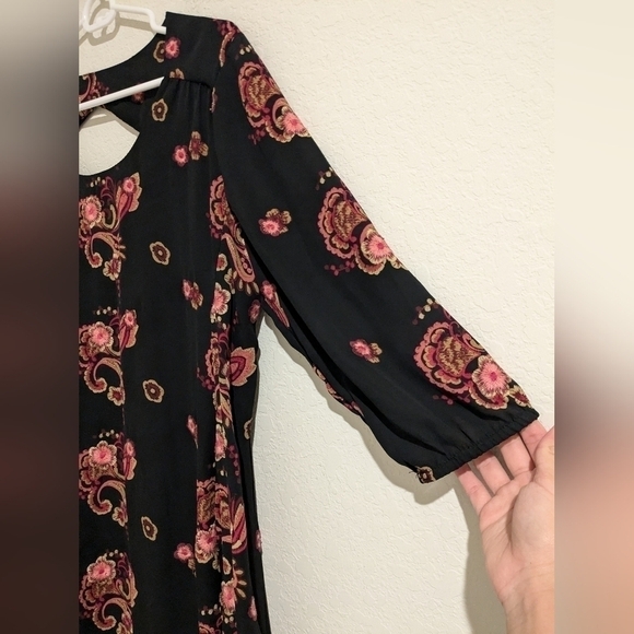 Eci Floral Embroidered 3/4 Sleeve Flowy Mini Dress Artsy Bohemian Feminine - Picture 8 of 11